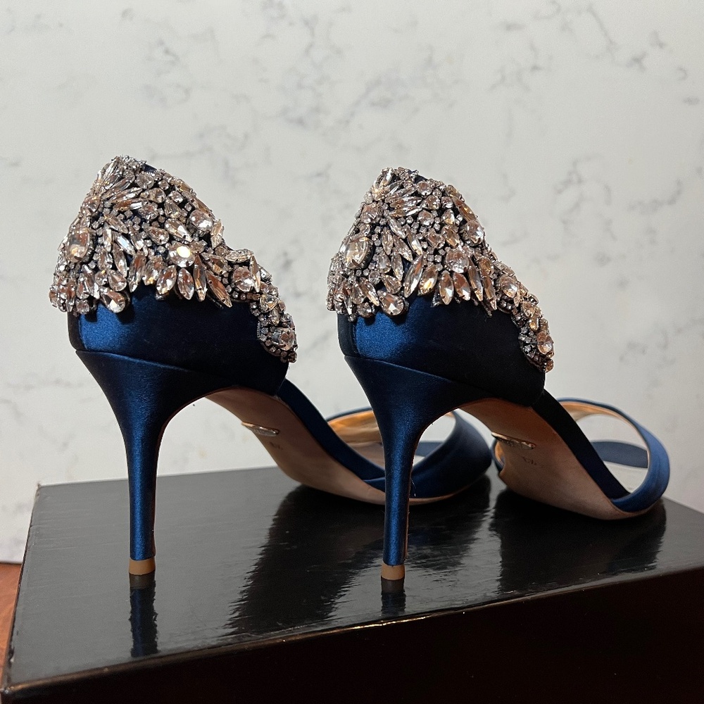 NEW Badgley Mischka Size 8.5